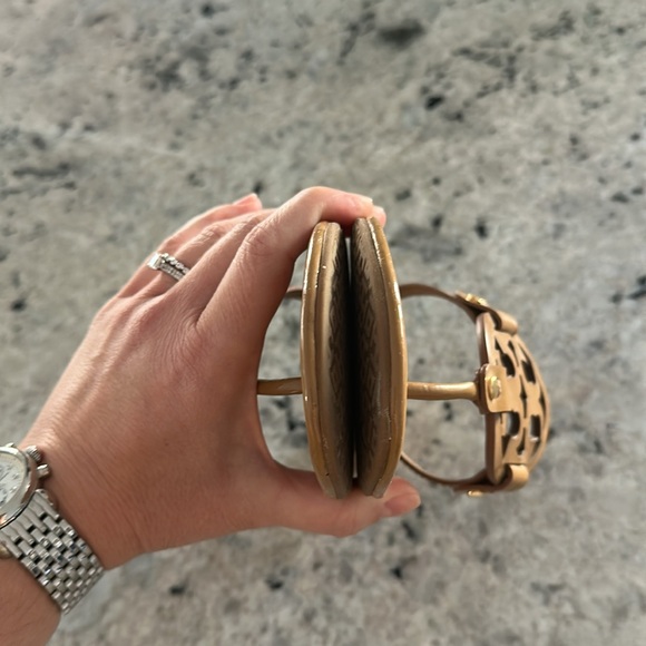 SALE! 🚨Tory Burch Miller sandals 10 nude patent - Picture 7 of 10